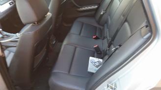 BMW 3-serie E91 2006 320D 204D4 M47N20 Grijs 354 onderdelen picture 24