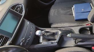 Peugeot 308 2015 1.2 12v THP HNY HN02 Grijs KCA onderdelen picture 12