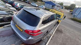 Peugeot 308 2015 1.2 12v THP HNY HN02 Grijs KCA onderdelen picture 6