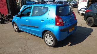 Nissan Pixo 2012 1.0 12v K10B Blauw ZKY onderdelen picture 3