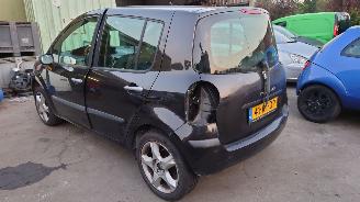 Renault Modus 2005 1.6 16v K4M Zwart NV676 onderdelen picture 4