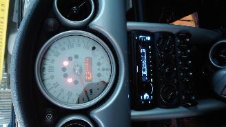 Mini Mini 2001 1.6 16v W10B16A Blauw 862 onderdelen picture 18
