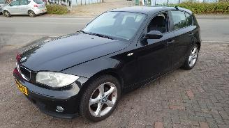 Dezmembrări autoturisme BMW 1-serie 2006 116i E87 N45B16A Zwart 475 onderdelen 2006/4