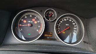 Opel Zafira B 2006 1.8 16v Z18XER Rood Z50C onderdelen picture 19