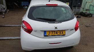 Peugeot 208 2013 1.4 HDI 8HR 8H01 Wit EWPB onderdelen picture 6