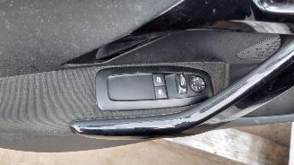 Peugeot 208 2013 1.4 HDI 8HR 8H01 Wit EWPB onderdelen picture 24