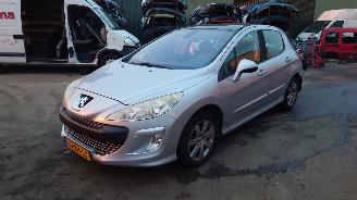 Damaged car Peugeot 308 2008 1.6 VTi 5FW Zilver EZRC onderdelen 2008/2