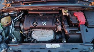 Peugeot 308 2008 1.6 VTi 5FW Zilver EZRC onderdelen picture 11