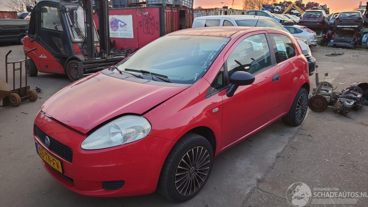 Fiat Grande Punto 2006 1.2i 199A4 Rood 176/A onderdelen