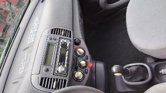 Nissan Micra 2003 1.2 16v CR12 Groen J13 onderdelen picture 14