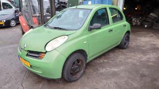 Auto da rottamare Nissan Micra 2003 1.2 16v CR12 Groen J13 onderdelen 2003/3