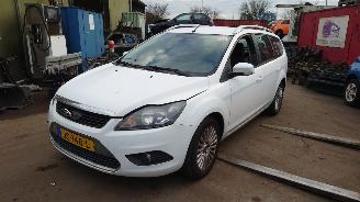 disassembly passenger cars Ford Focus 2010 2.0 TDCI G6DG Wit Frozen White onderdelen 2010/6
