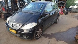 Unfallwagen Mercedes A-klasse W169 A200 266960 716521 Zwart 696 onderdelen 2004/9