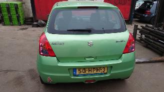 Suzuki Swift 2009 1.3D D13A Groen ZJD onderdelen picture 4