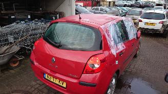 Renault Clio 3 2007 1.4 16v K4J Rood OV727 onderdelen picture 5