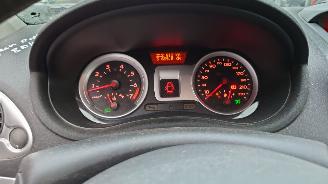 Renault Clio 3 2007 1.4 16v K4J Rood OV727 onderdelen picture 14