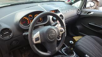 Opel Corsa D 2008 1.2 16v Z12XEP Wit Y474 onderdelen picture 10