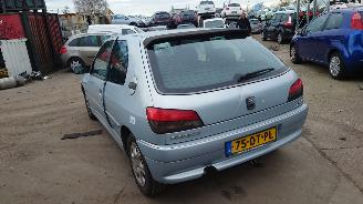 Peugeot 306 2000 1.6 NFZ Grijs EYLC onderdelen picture 3