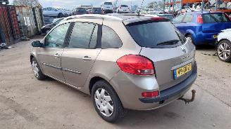 Renault Clio 3 2008 1.2 16v TCE D4FH7 Grijs TEHNK onderdelen picture 3