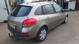 Renault Clio 3 2008 1.2 16v TCE D4FH7 Grijs TEHNK onderdelen picture 5