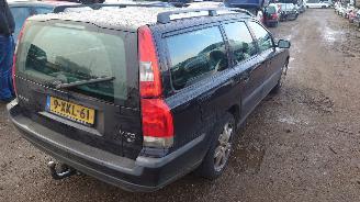Volvo V-70 station 2004 2.4 20v B5244S Zwart 452 onderdelen picture 4