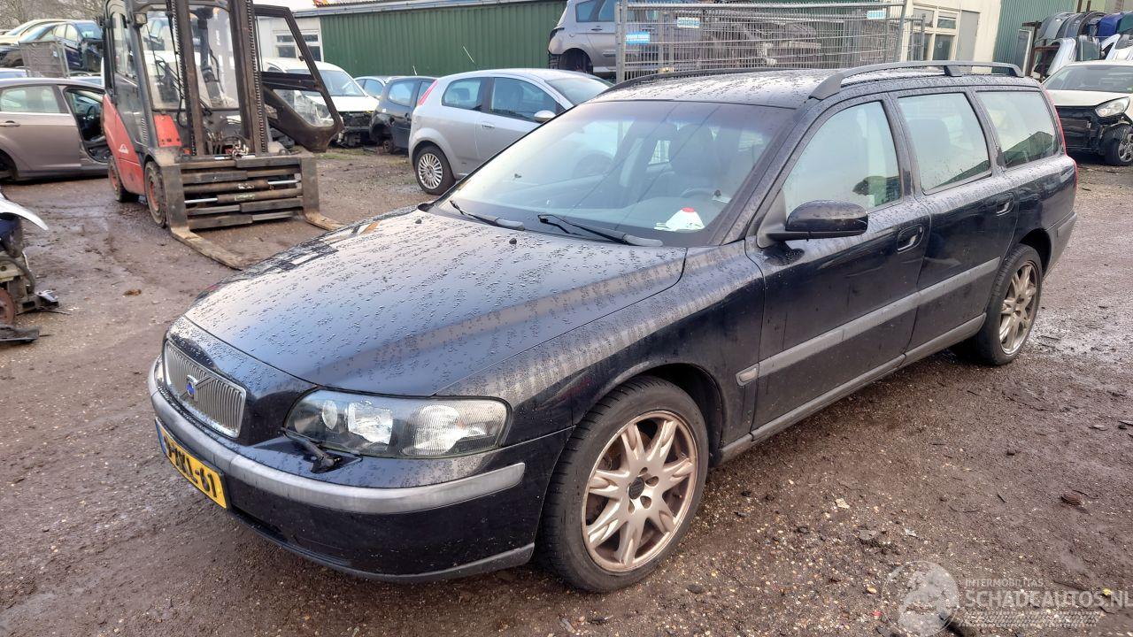 Volvo V-70 station 2004 2.4 20v B5244S Zwart 452 onderdelen