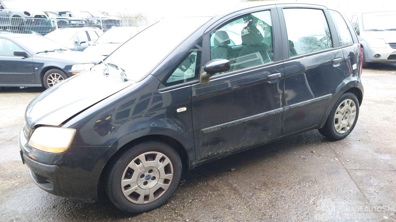 Fiat Idea 2004 1.4 16v 843A1 Zwart 632 onderdelen