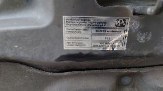Fiat Idea 2004 1.4 16v 843A1 Zwart 632 onderdelen picture 11