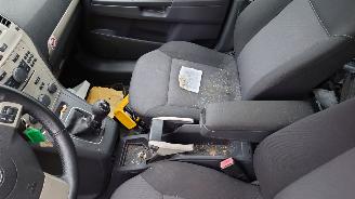Opel Zafira B 2008 1.6 16v Z16XER Grijs Z157 onderdelen picture 16