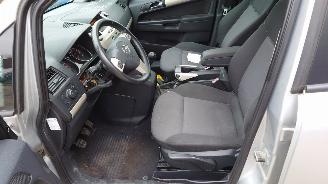 Opel Zafira B 2008 1.6 16v Z16XER Grijs Z157 onderdelen picture 15