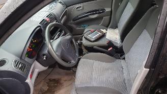 Kia Picanto 1.0 12v G4HE 2007 Zwart Z1 onderdelen picture 9