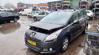 Autoverwertung Peugeot 5008 2010 1.6 VTi 5FW Grijs KTPD onderdelen 2010/1
