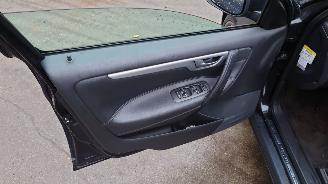 Volvo S-40 2004 2.4 20v D5 D5244T Zwart 452 onderdelen picture 11