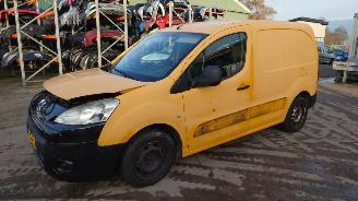Auto da rottamare Peugeot Partner 2012 1.6 HDi 9HF Geel EBDA onderdelen 2012/2