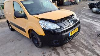 Peugeot Partner 2012 1.6 HDi 9HF Geel EBDA onderdelen picture 6
