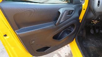 Peugeot Partner 2012 1.6 HDi 9HF Geel EBDA onderdelen picture 9