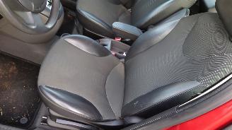 Fiat Idea 2006 1.4 16v 843A1 Rood 163/B onderdelen picture 11