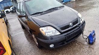 Renault Scenic 2002 1.6 16v K4MA7 Zwart NV676 onderdelen picture 6