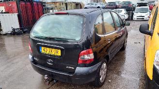 Renault Scenic 2002 1.6 16v K4MA7 Zwart NV676 onderdelen picture 4