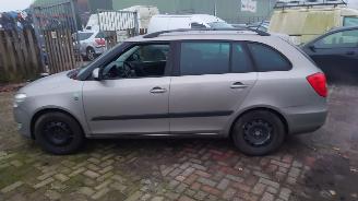 Skoda Fabia 5J 2010 1.2 TDI CFWA MZN Beige LF8H onderdelen picture 2