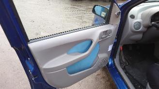 Fiat Panda 2004 1.2i 188A4 Blauw 597 onderdelen picture 9