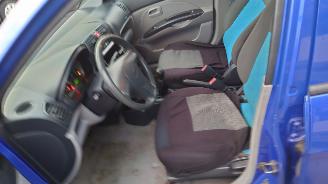 Kia Picanto 2006 1.0 12v G4HE Blauw T3 onderdelen picture 10