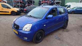 Uttjänta bilar auto Kia Picanto 2006 1.0 12v G4HE Blauw T3 onderdelen 2006/11