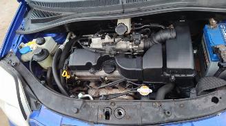 Kia Picanto 2006 1.0 12v G4HE Blauw T3 onderdelen picture 8
