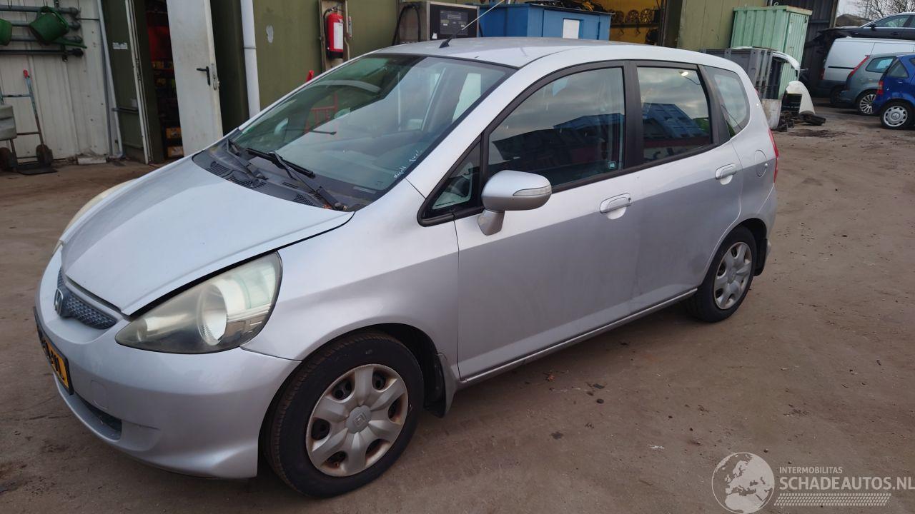 Honda Jazz 2006 1.4 i-dsi L13A6 Grijs NH623M onderdelen