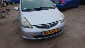 Honda Jazz 2006 1.4 i-dsi L13A6 Grijs NH623M onderdelen picture 7