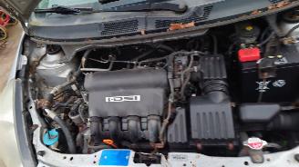 Honda Jazz 2006 1.4 i-dsi L13A6 Grijs NH623M onderdelen picture 8