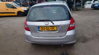 Honda Jazz 2006 1.4 i-dsi L13A6 Grijs NH623M onderdelen picture 4