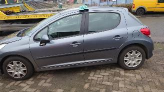 Peugeot 207 2009 1.4 VTi 8FS Grijs KTHC onderdelen picture 2