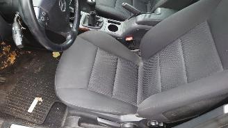 Mercedes A-klasse W169 A180CDI 640940 Blauw 375 onderdelen picture 13